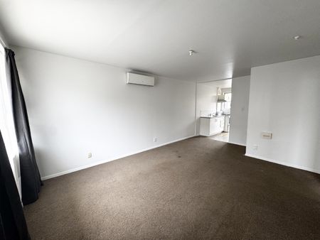 93 Springfield Road, St. Albans - Photo 3