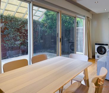 Victoria Park - Photo 4