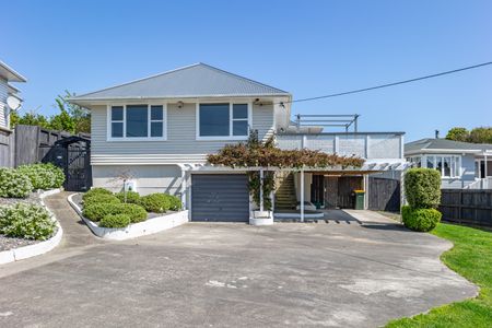 31 Kawiu Road, Levin - Photo 2