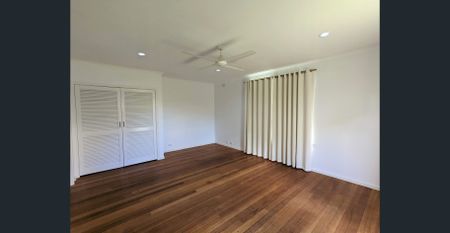 Large 5 Bedroom Family Home - Photo 2