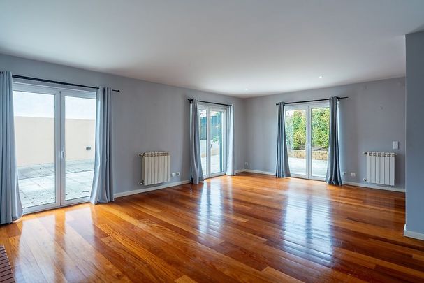 Moradia T4 em Lisboa - Photo 1