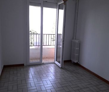 Location Appartement 3 pièces 58m² SETE 34200 - Photo 2