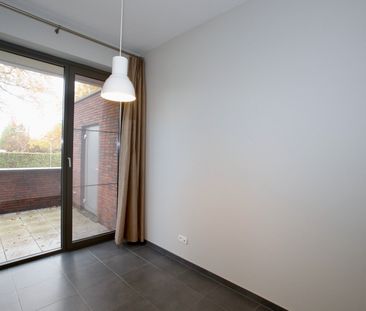 Uiterst centraal gelegen, gelijkvloers appartement, 3 slaapkamers, ... - Photo 5