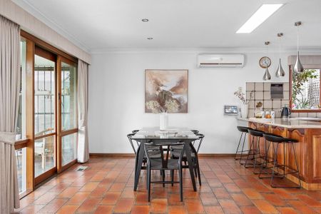 3 Rothesay Place, Greenvale VIC 3059 - Photo 4