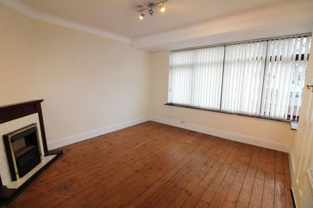 3 bedroom semi-detached house to rent - Photo 3