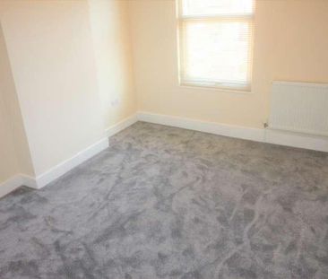 Wood Street, Kidderminster, DY11 - Photo 2