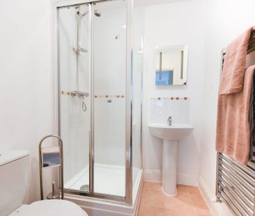 2 bedroom apartment to rent - Photo 6