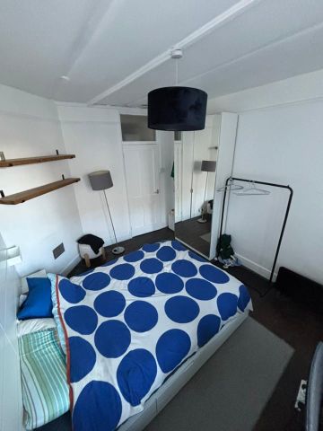Room in a Shared Flat, London, WC1H - Photo 5