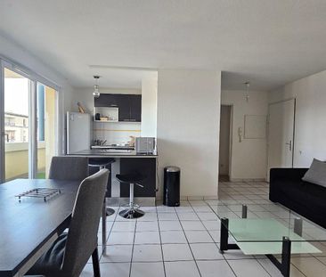 Location Appartement 3 pièces 56m² BORDEAUX 33000 - Photo 3