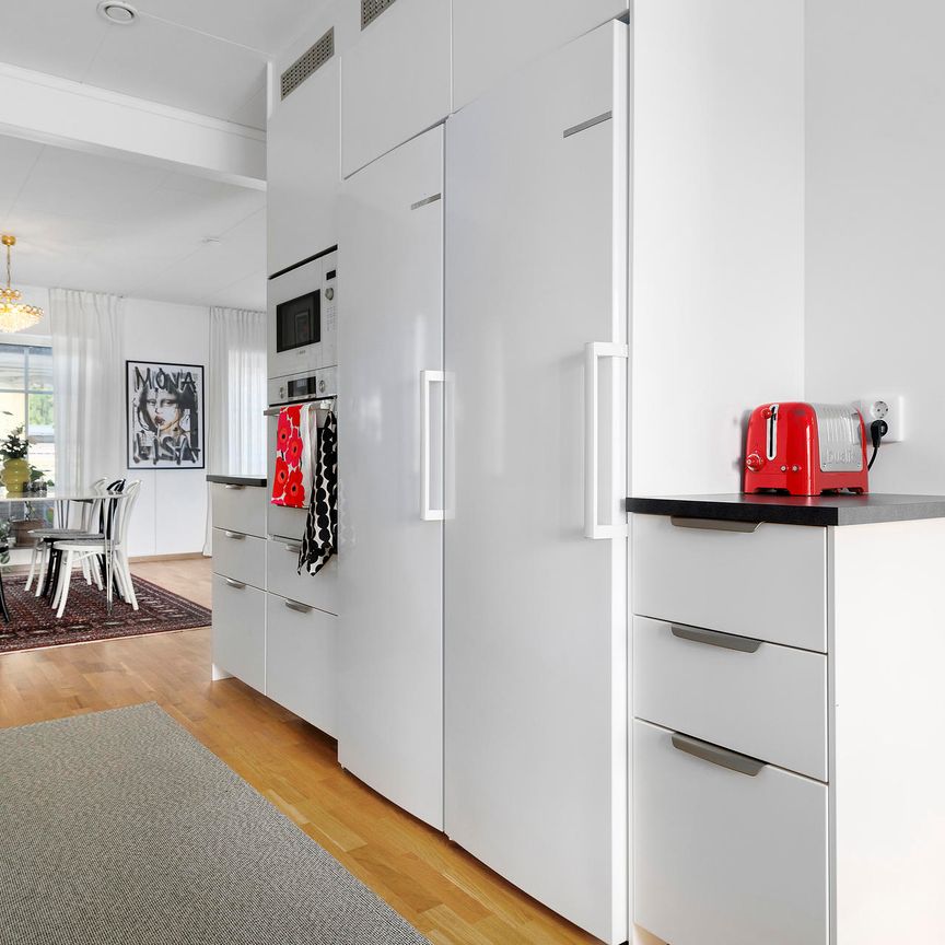 Stadsängsgatan, Sigtuna - Photo 1