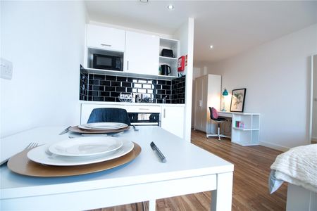 Studio to let in Liverpool - Photo 5
