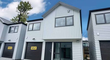 West Harbour, 3 bedrooms - Photo 4