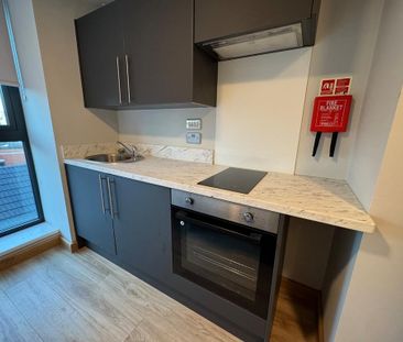 1 bedroom flat to rent - Photo 2