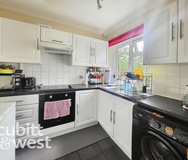2 bedroom semi-detached house to rent - Photo 1