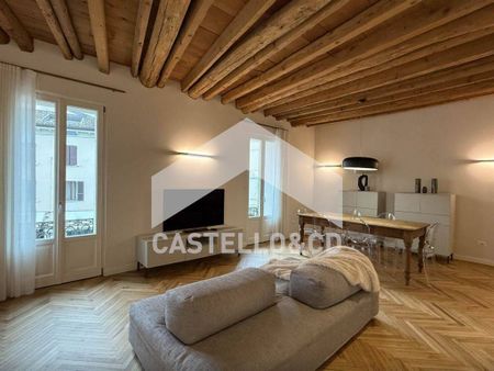 Quadrilocale via porto vecchio 22, Centro Storico, Desenzano del Garda - Photo 2