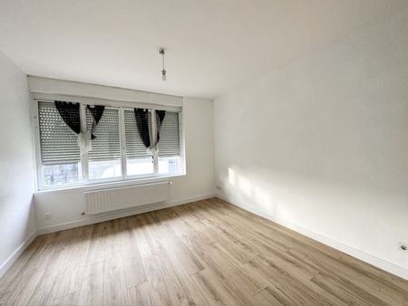 Location Appartement 2 pièces 29m² LILLE 59000 - Photo 2