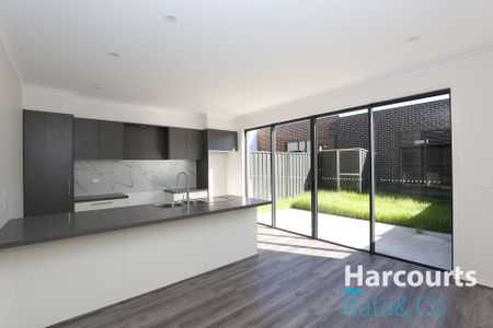 The Perfect Blend of Style, Space & Location! - Photo 3