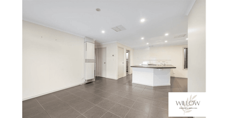 Spacious Four Bedroom Family Home in a Quiet Location - Photo 3