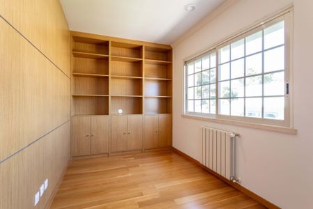 4 Bedroom Villa with Garden and Shared Pool in Private Condominium – Birre, Cascais - Photo 2