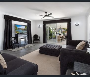6 Madeleine Court, Newport, Qld 4020 - Photo 2