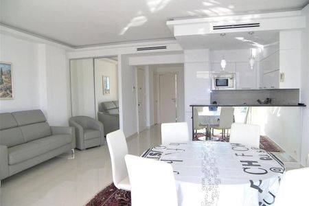 Appartement contemporain 3 pièces au Palm Beach - Photo 2