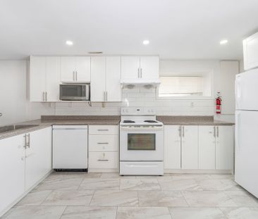 For Lease - 32 Mount Pleasant Drive Unit# 2, Brampton, Ontario - Photo 4