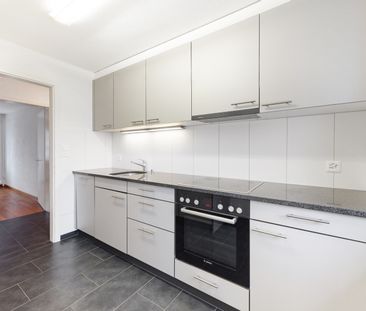 Modernisierte Wohnung mit grossem Balkon? - Foto 2