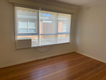 2/10 Park Avenue, Glen Huntly VIC 3163 - Apartment For Rent | Domain - Photo 5