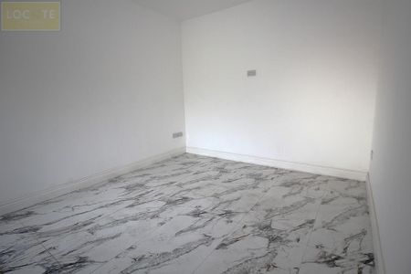 3 bedroom apartment to rent - Photo 3
