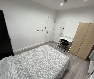 4 bedroom house share to rent - Photo 1