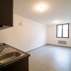 Location Appartement 1 pièce 22m² - Photo 2