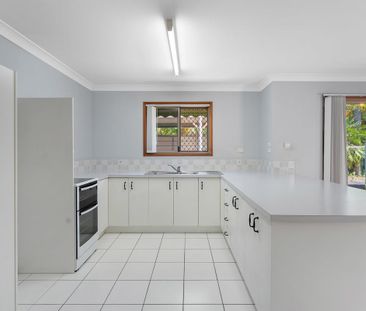 Three Bedroom Home in Karana Downs! - Photo 5
