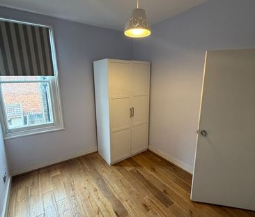 3 Bed Terraced House, Huddlestone Road, NW2 - Photo 1