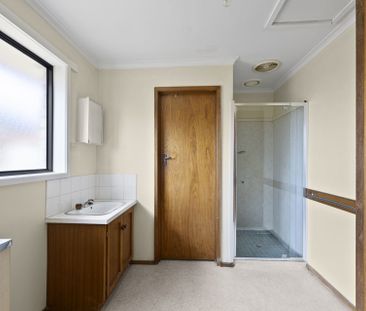 3/414 Gillies St N, Wendouree VIC 3355 - Photo 3