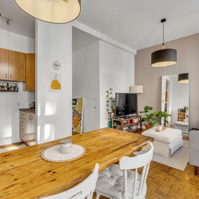 SUPERBE LOFT 3½ – VIEUX-QUÉBEC 91 RUE ST-PAUL - Photo 1