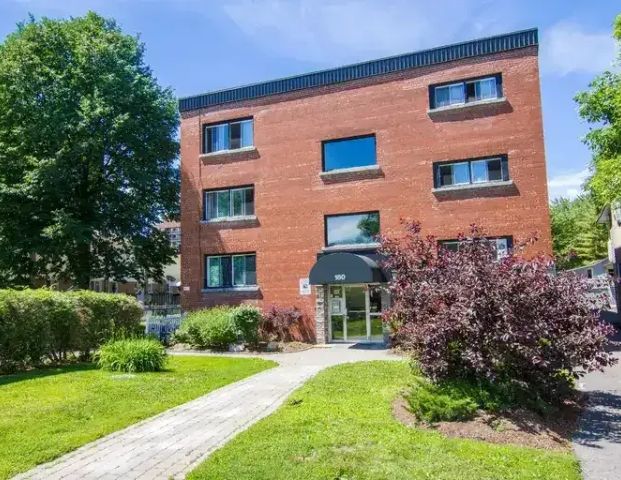 180 Beausoleil:Updated One Bedroom Unit (Lowertown, Ottawa) | 180 Beausoleil Drive, Ottawa - Photo 1