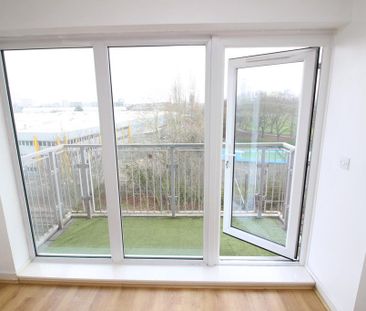 2 bedroom flat to rent - Photo 6