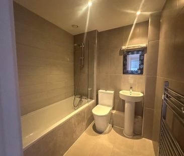 2 bedroom flat to rent - Photo 6