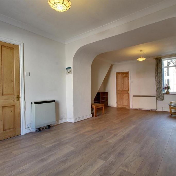 2 bedroom terraced house to rent - Photo 1