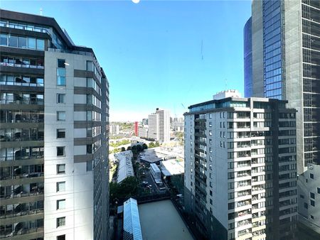 1610/70 Southbank Boulevard - Photo 4