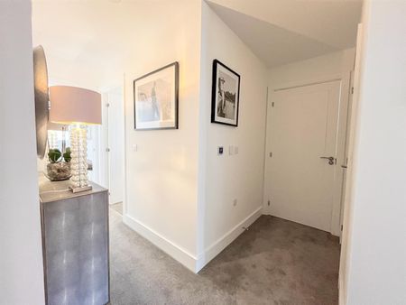 Flat 76, 6 Martin Court, Hastings, TN34 1EF - Photo 4