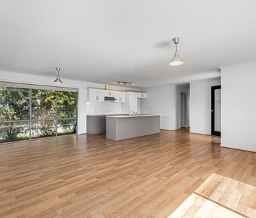 Relaxed Coastal Living! - Photo 2