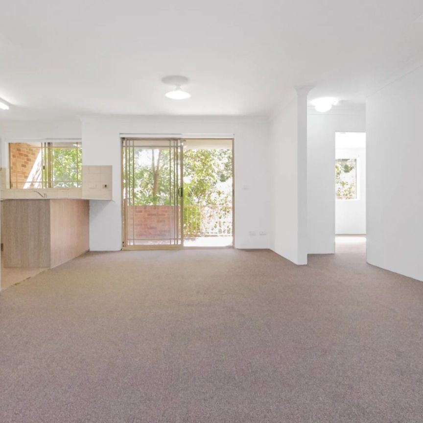 Renovated Three Bedroom Unit For Lease - Photo 1