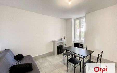 Appartement à louer 2 pièces • 32,70 m2 Montluçon - Photo 4