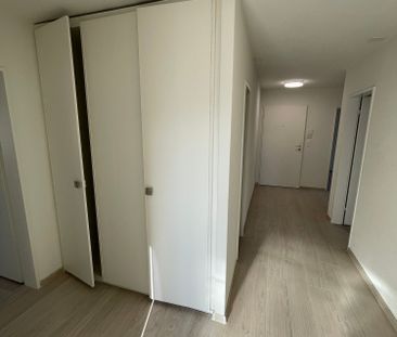 "Erstvermietung nach Sanierung, 4-ZW mit zwei Balkonen und eigener ... - Photo 6