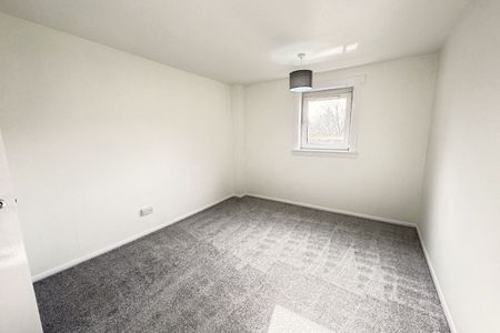 2 Bed, Second Floor Flat - Photo 5