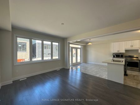 Detached Home For Lease | X7046596 - Photo 3