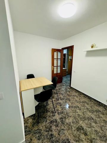 Avinguda de la Verge de Montserrat, El Prat de Llobregat, Catalonia 08820 - Photo 3