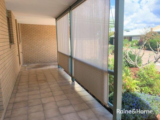 Marina & Boat Club - who could ask for more ... - Photo 1