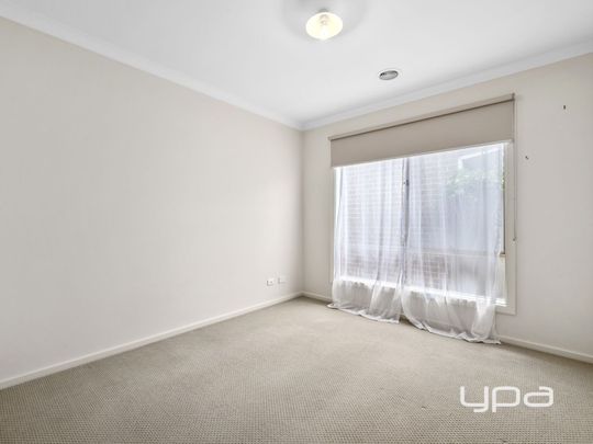Comfortable Living in a Quiet Maddingley Setting - Photo 1